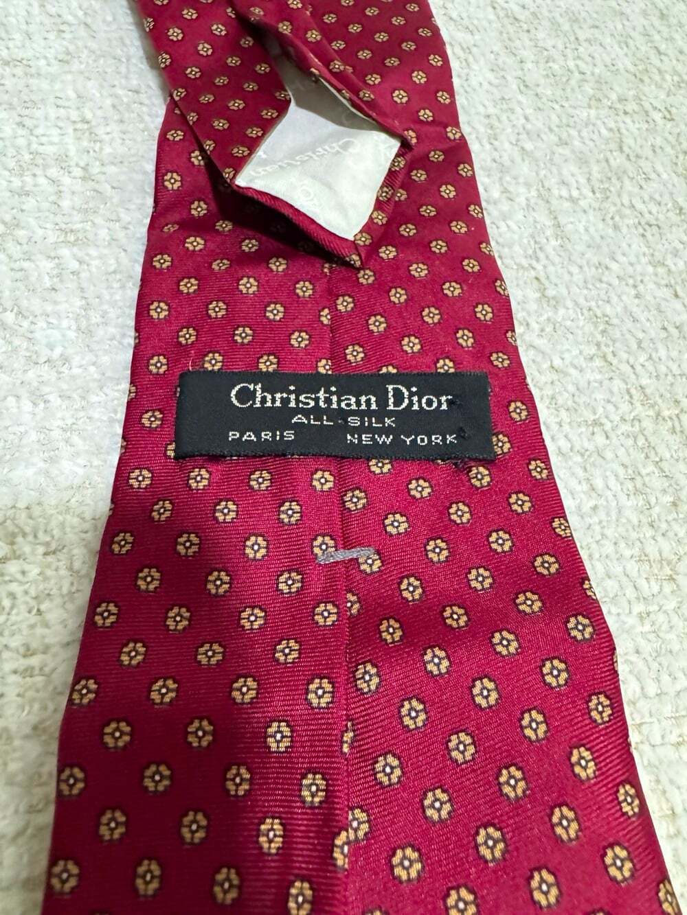 Vintage Christian Dior Paris/New York All Silk Necktie – Foulard Print